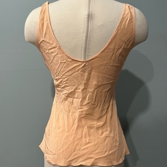 Aritzia T. Babaton 100% Silk Peach Scoop Neck Sleeveless Top Size XS - Picture 3 of 8